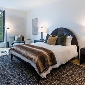 Studio Apt at The Rise Walnut Creek